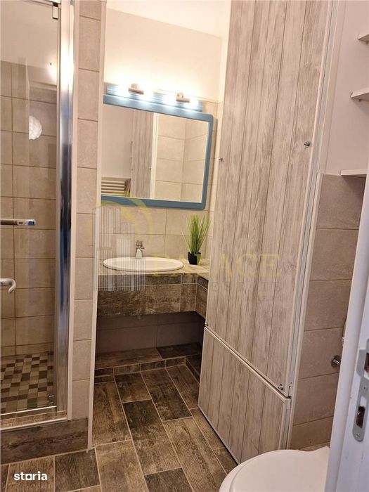 Apartament 2 camere Podul de Fier