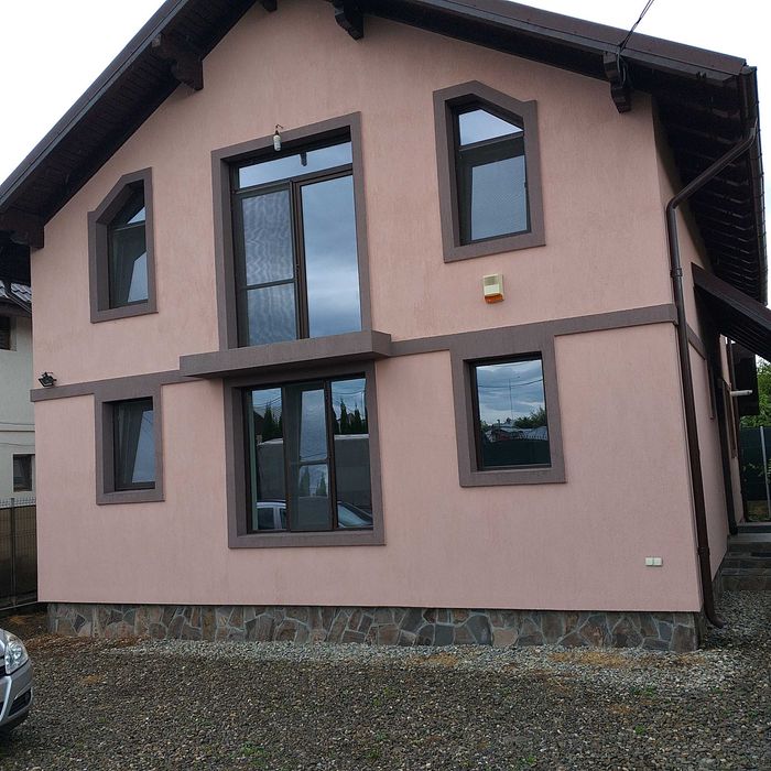 Casa in Campina , zona rezidentiala deosebita !