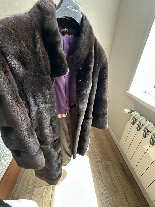 Продам норкувую шубу