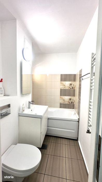 Apartament 3 camere 62 mp - Mircea Cel Batran