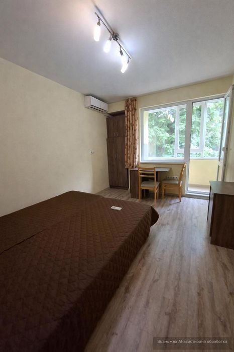 Тристаен апартамент  в гр.Варна, Погреби!