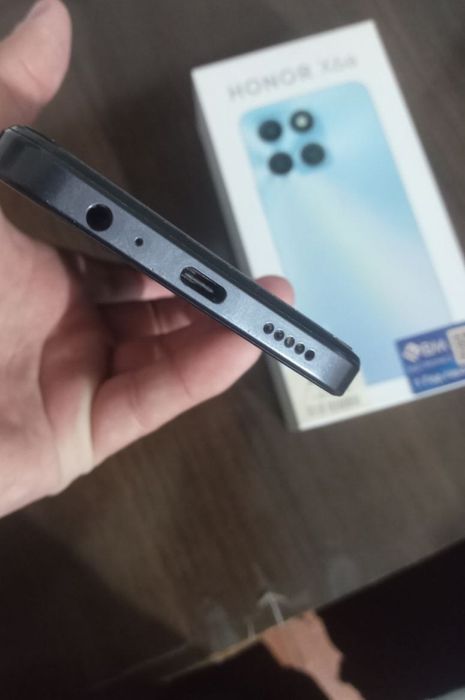 Telefon sotiladi xolati ideal HONOR X6A 100$