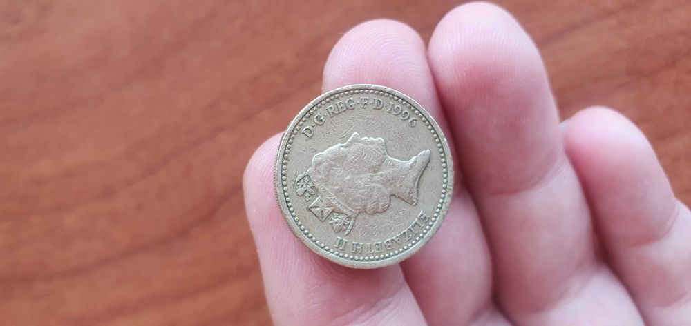 Vand moneda  Elizabeth 2  (1996) detalii pe Wats App.