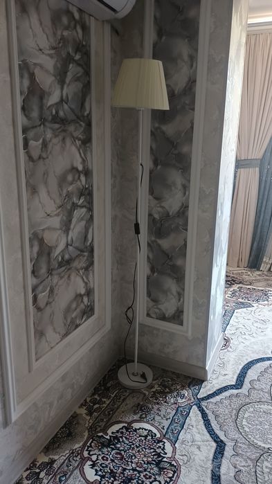 Продаётся торшер