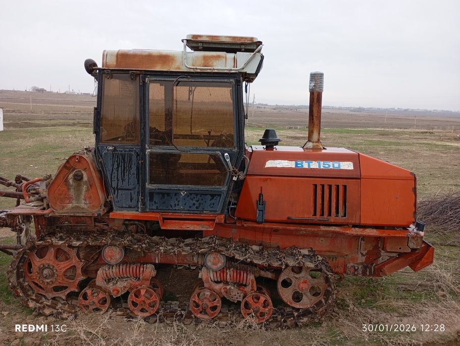 BT 150 traktorri