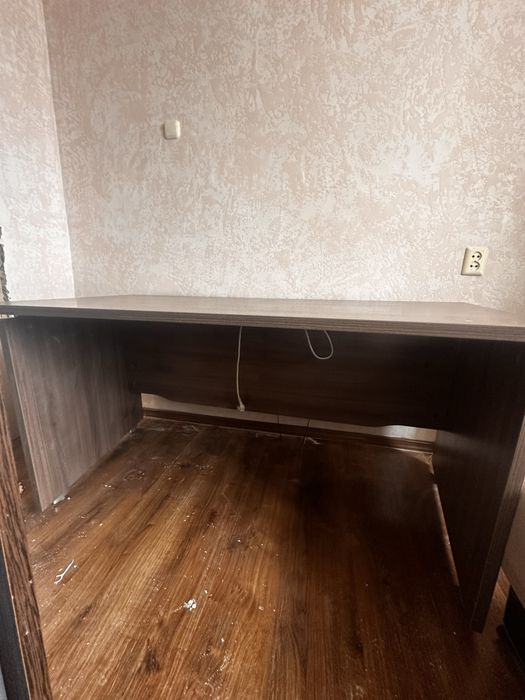 Стол компютерный,