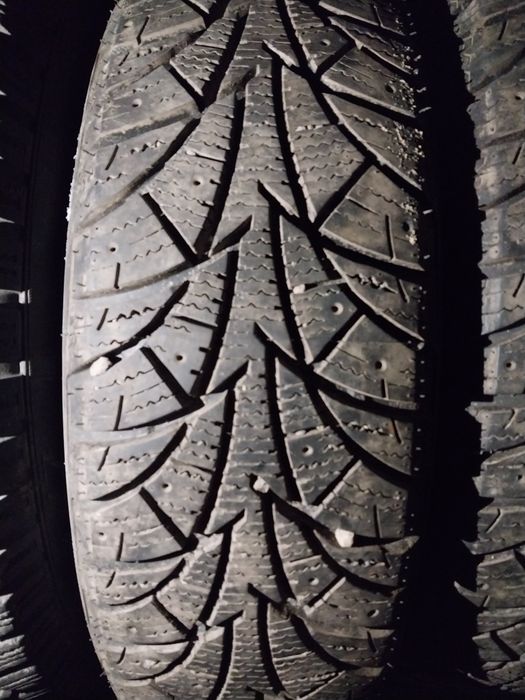 4 шины 185 65 R15. Пара Tunga, пара Cordiant.