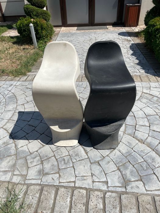 Бар столове! Черни и бели