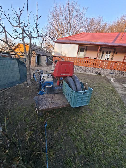 Vând cositoare bcs cu motor diesel 4 roți
