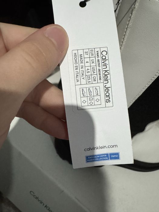 Оригинални ботуши на calvin klein jeans чисто нови с етикет и кутия