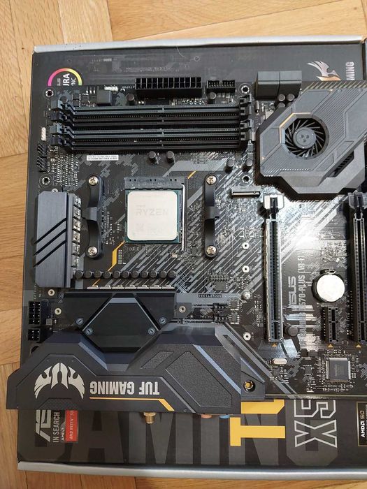 AMD Ryzen 7 5800X + Asus TUF X570 Plus Wi-Fi