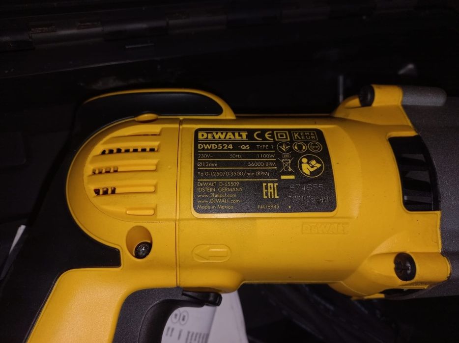 Ударная дрель DeWalt НОВАЯ