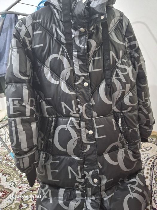 Срочно продам пуховик бренда Levin force