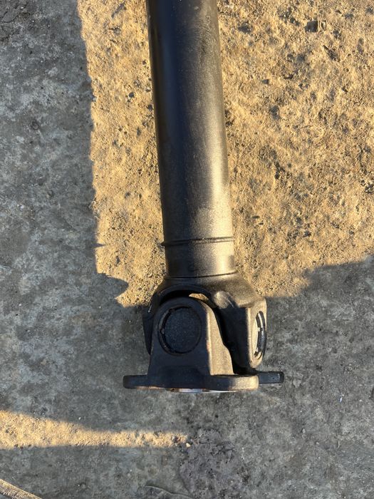 Преден кардан бмв/bmw e90 e91 e92 320xd 330xd кардан бмв 330хд 320хд