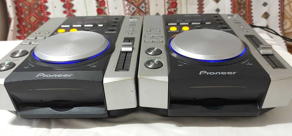 Pioneer 2 x CDJ 200 cd playere profesionale