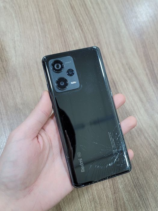 Redmi Note 12 Pro Plus Sotlad