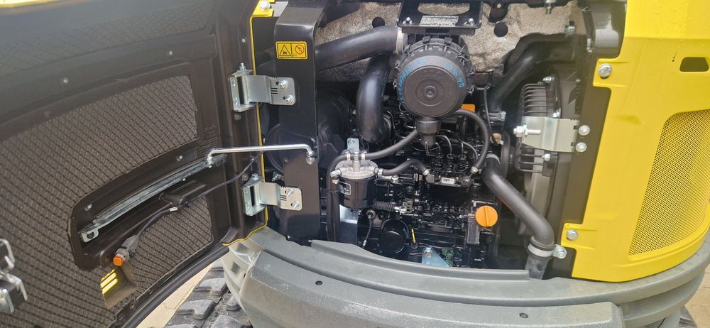 Vând excavator Wacker Neuson ez26