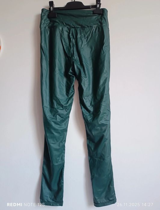 Pantaloni piele ecologica mărime M