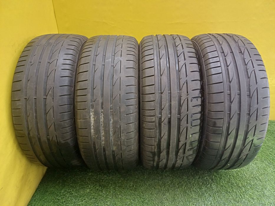 Шины 225/50 R17 Bridgestone комплект.