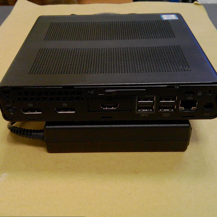 HP EliteDesk 800 G3 Mini PC