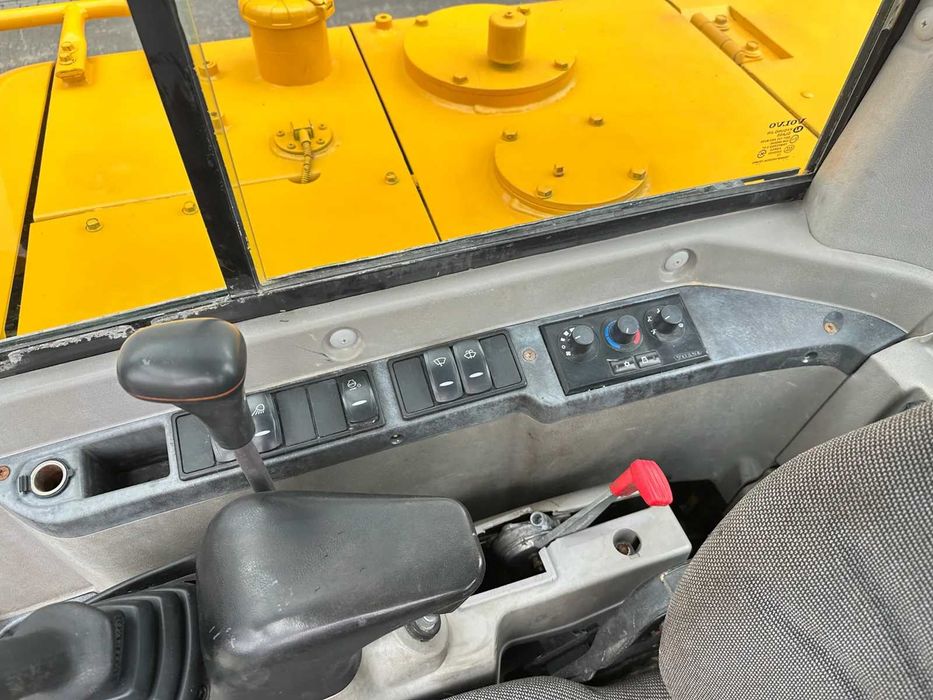 Miniexcavator / Midiexcavator Volvo EC60C (5.6 Tone) – An 2012