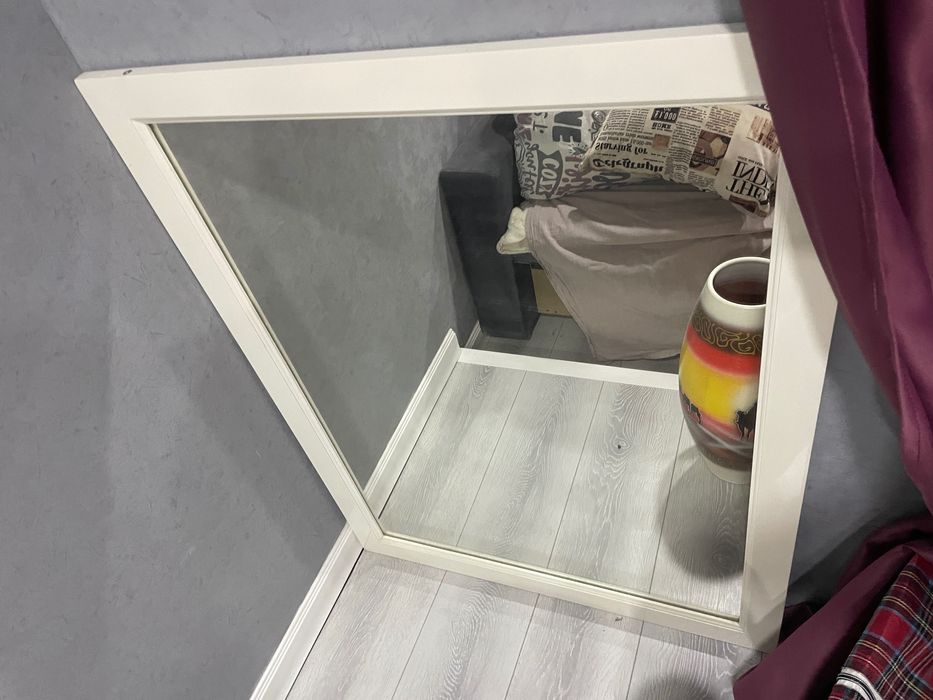 Продам зеркало навесное