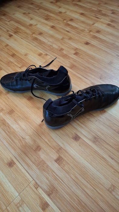 Adidasi fotbal Puma