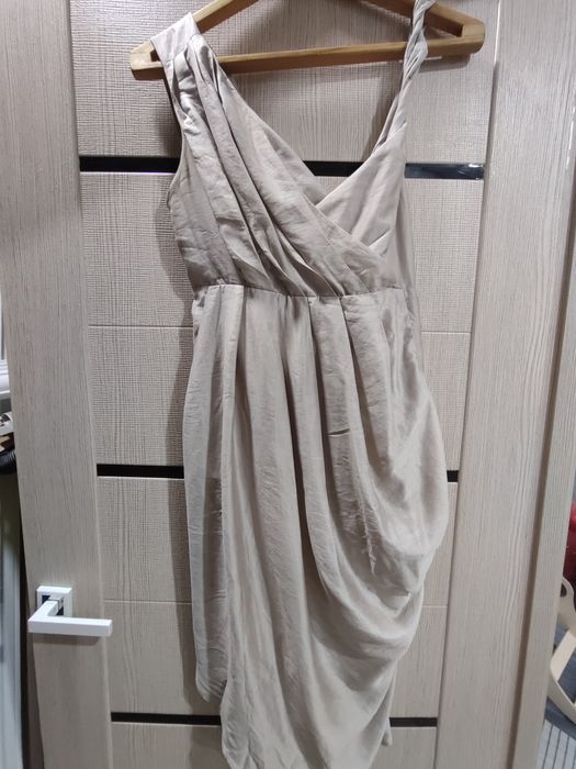 Платье коктейльное