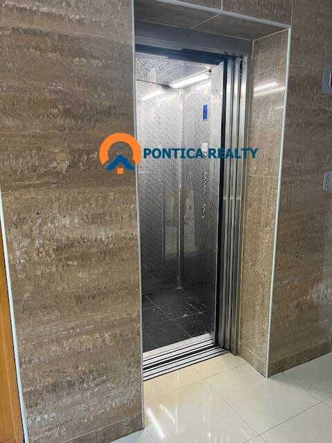 Голям двустаен апартамент в Слънчев Бряг