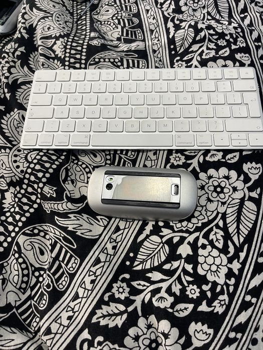 Apple tastatura A1644 +mouse magic 1