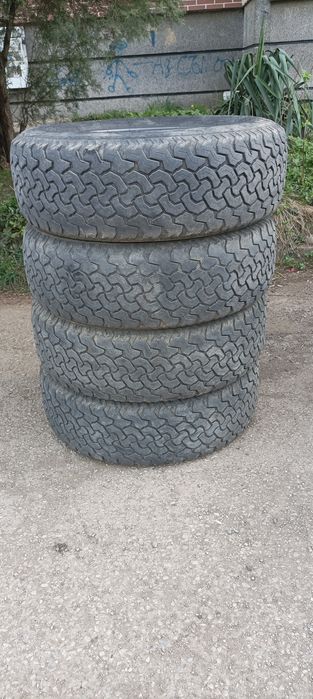 Гуми 235/70/16 всесезонни