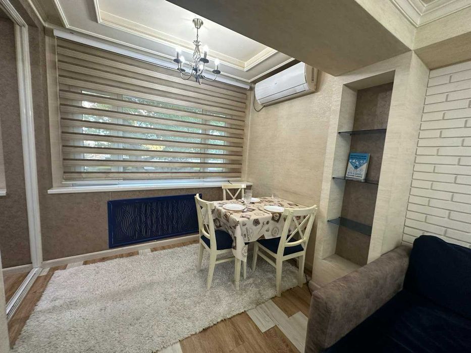 Современная 2-комнатная квартира посуточно — Ц-5