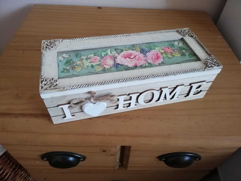 Кутия дървена с три отделения РЪЧНА ДЕКОРАЦИЯ