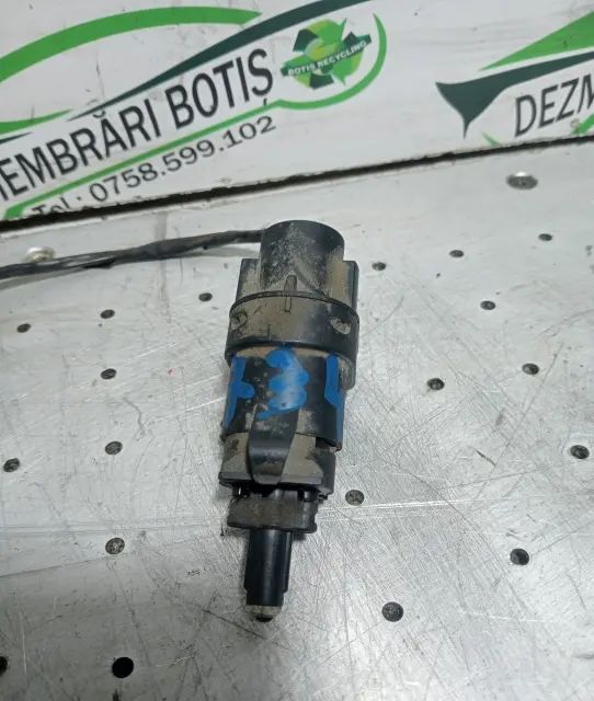 Pompita lichid parbriz Ford Focus 2004 1.6 TDCi MT (109 hp)