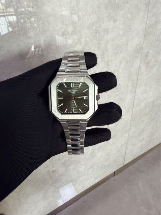 Часы Patek Philippe Cubitus
