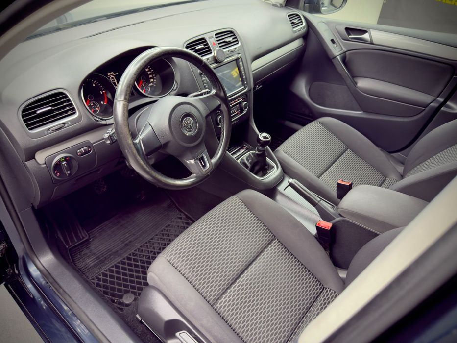 VOLKSWAGEN Golf 2011 — imagine 5