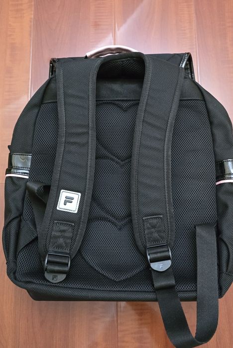 Рюкзак школьный для девочки  Fila