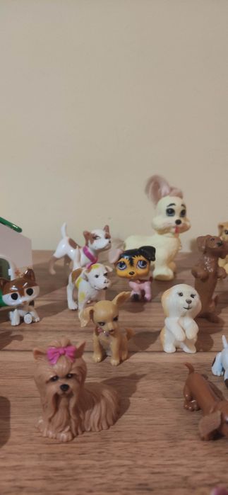 Колекция от  25 малки кучета