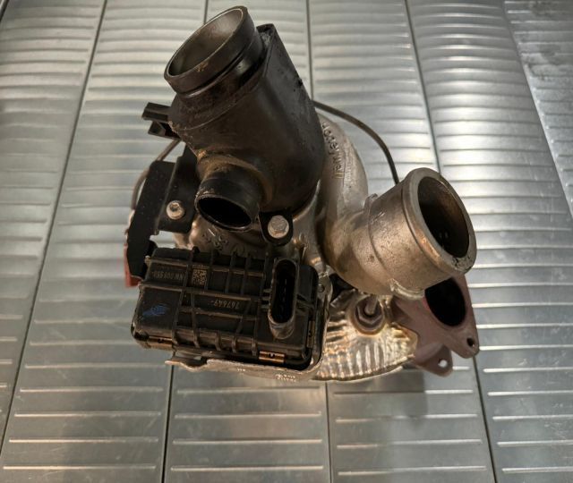 Turbo 3.0 TDI Audi 059145874M Audi A7 4G (facelift)  [din 2014 pana