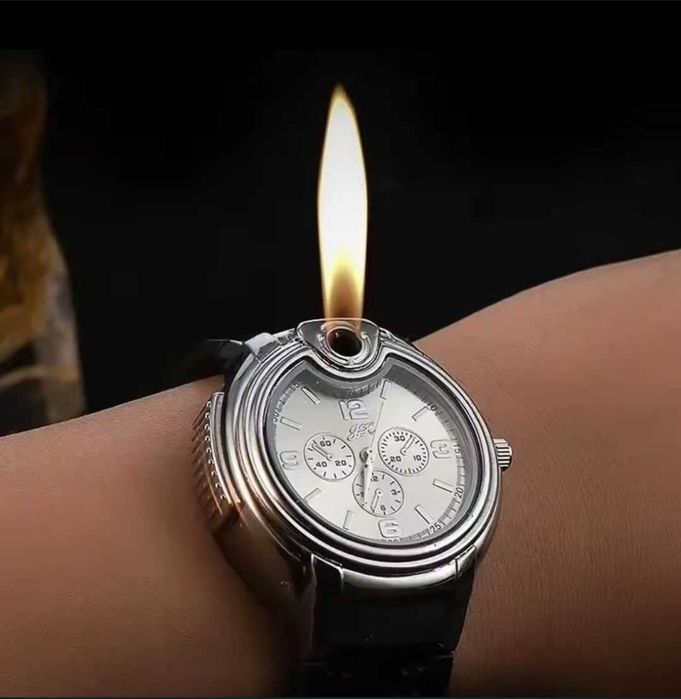 Ceas cu bricheta , Ceas bărbați model deosebit, curea silicon