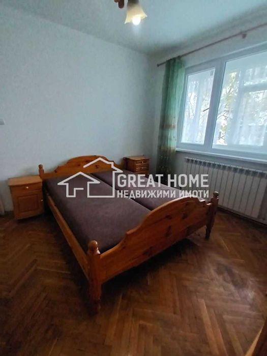 Дава се под наем Тристаен апартамент в Търговище, Център - 67 кв.м за 229.5 € - Снимка #3