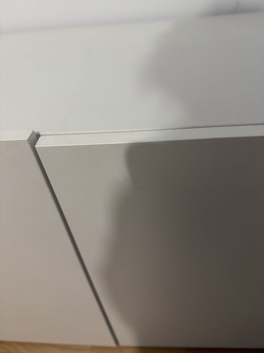 Vand corp ikea cu 2 usi