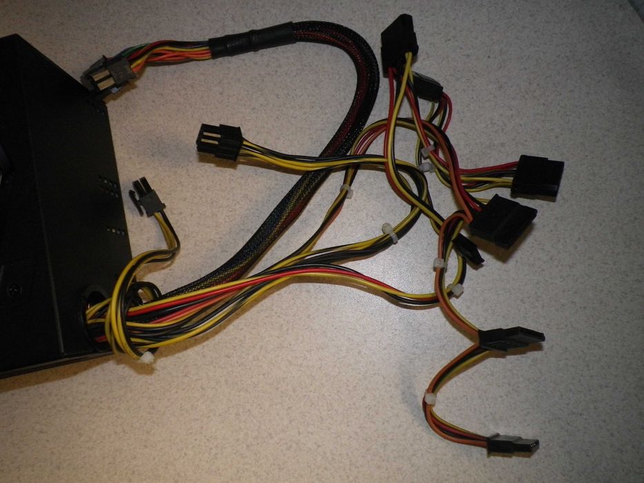 Захранване  за компютър Fortron HEXA 400W