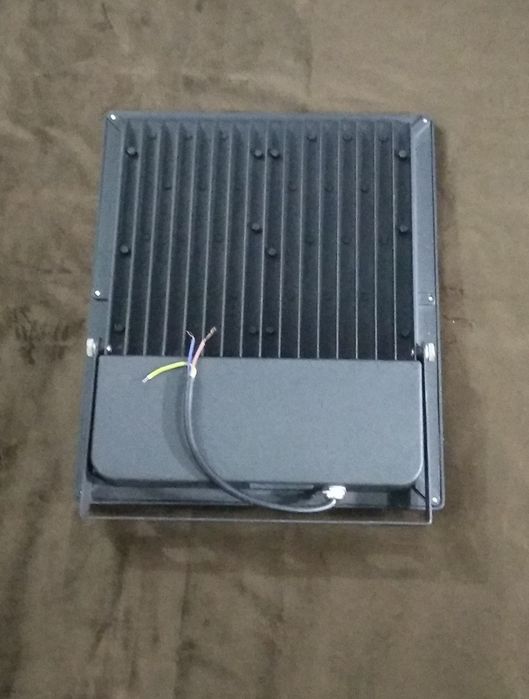 Прожектор 100 watt