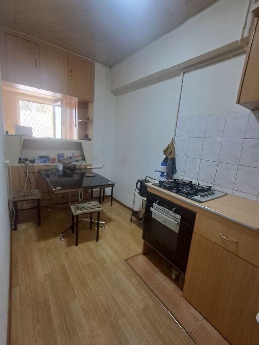 Продается под офис. Чиланзар -23 квартал. 3-х комнатная квартира.