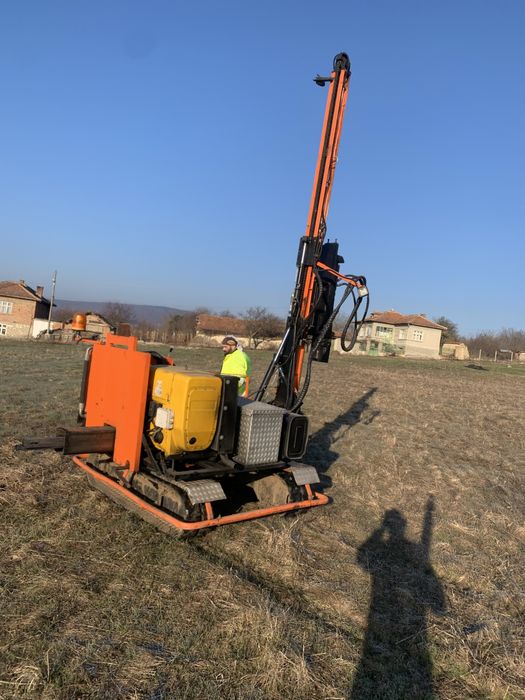 Колонабивни машини