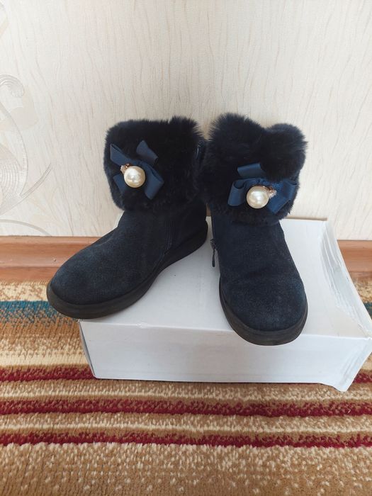 Продам детские сапожки