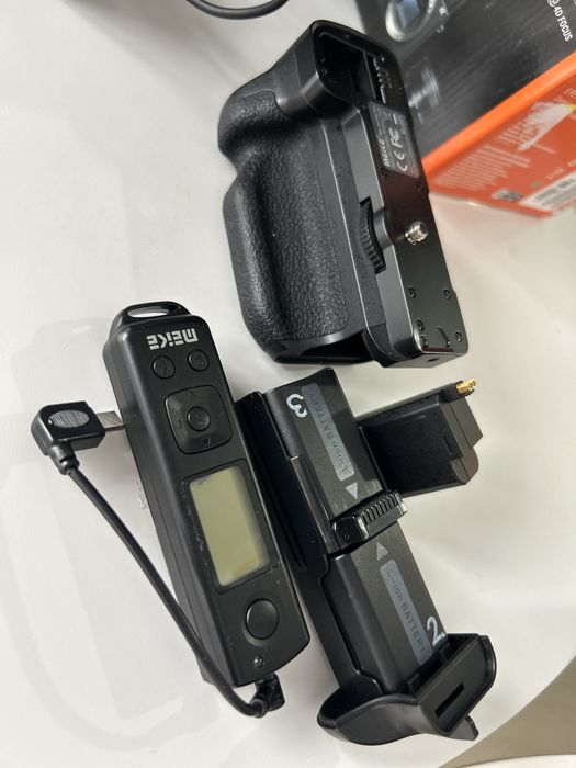 SONY A6400 cu toate accesoriile