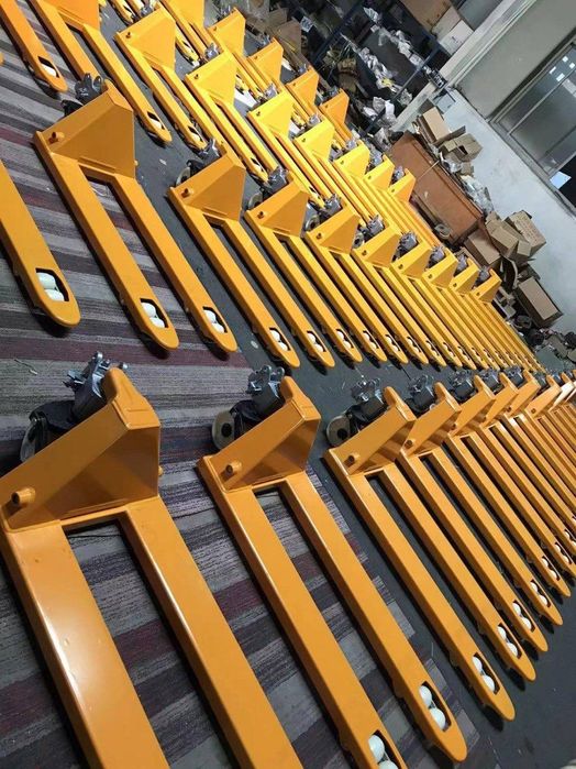 Рохля  3000 kg roxli transpallet