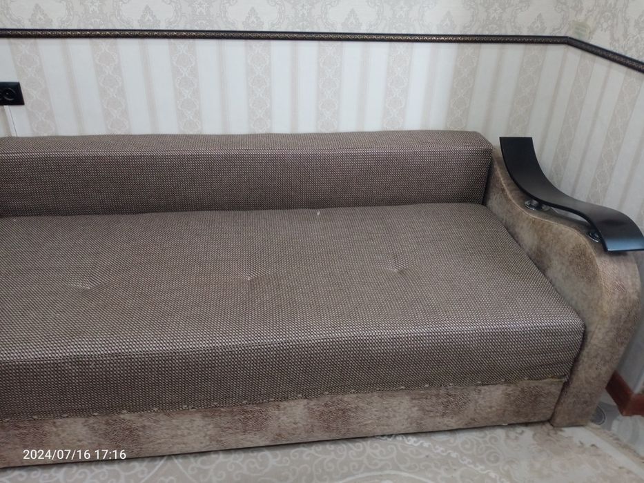 Продам диван - раскладной!